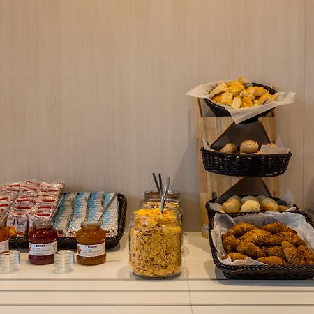 B&B Hotel Savona Eksteriør billede