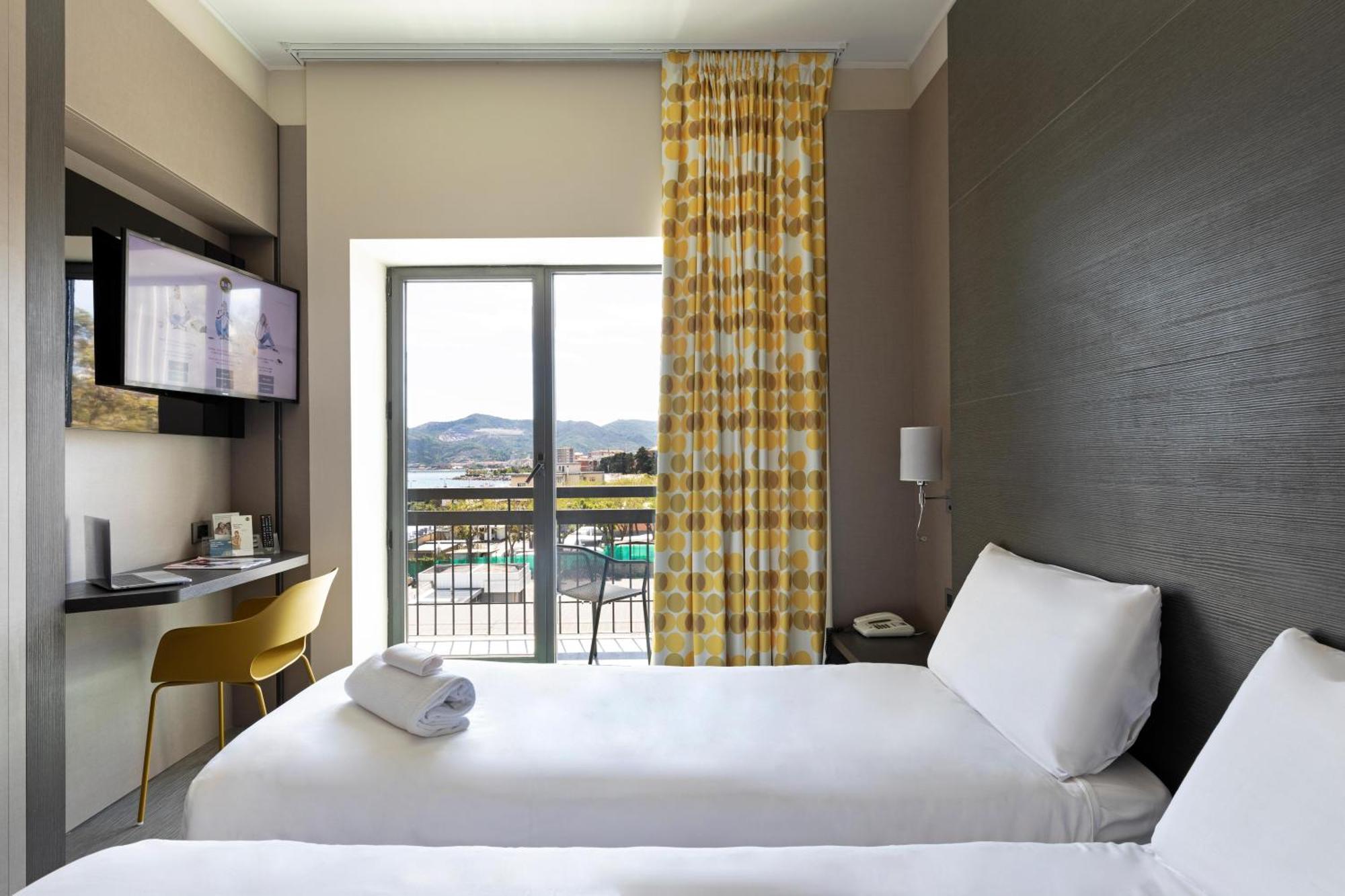 B&B Hotel Savona Eksteriør billede