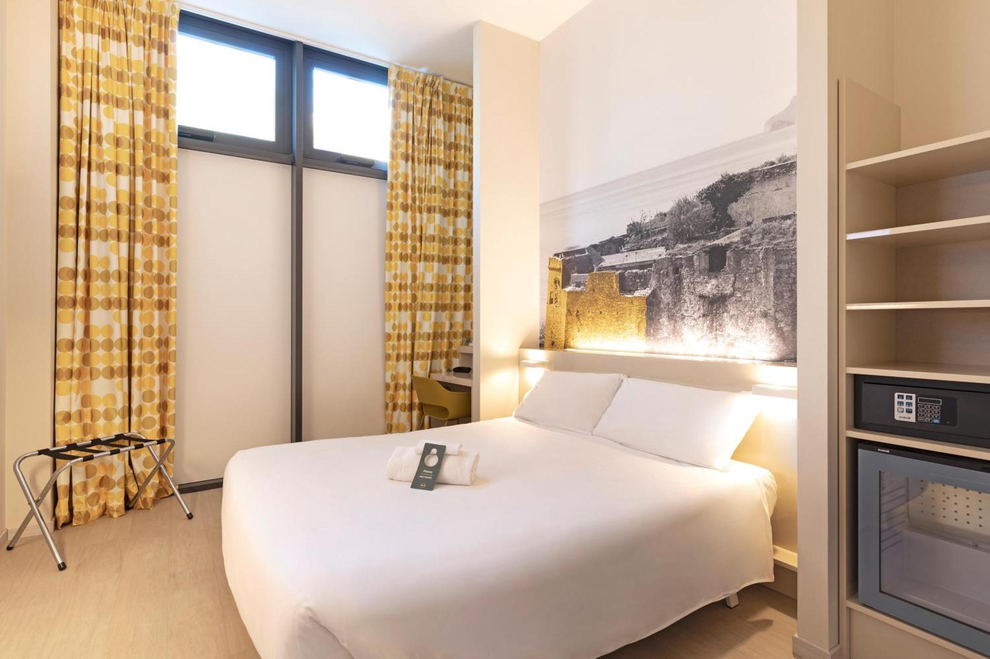 B&B Hotel Savona Eksteriør billede