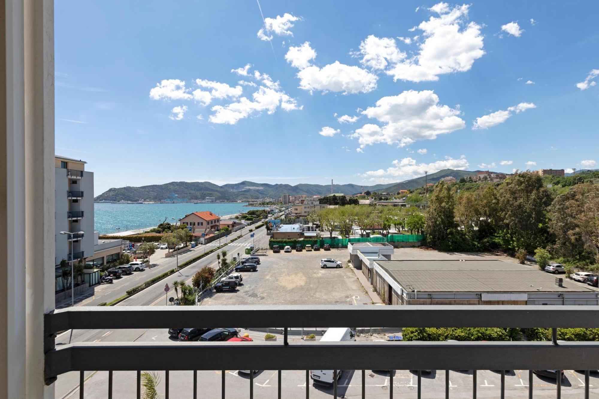 B&B Hotel Savona Eksteriør billede