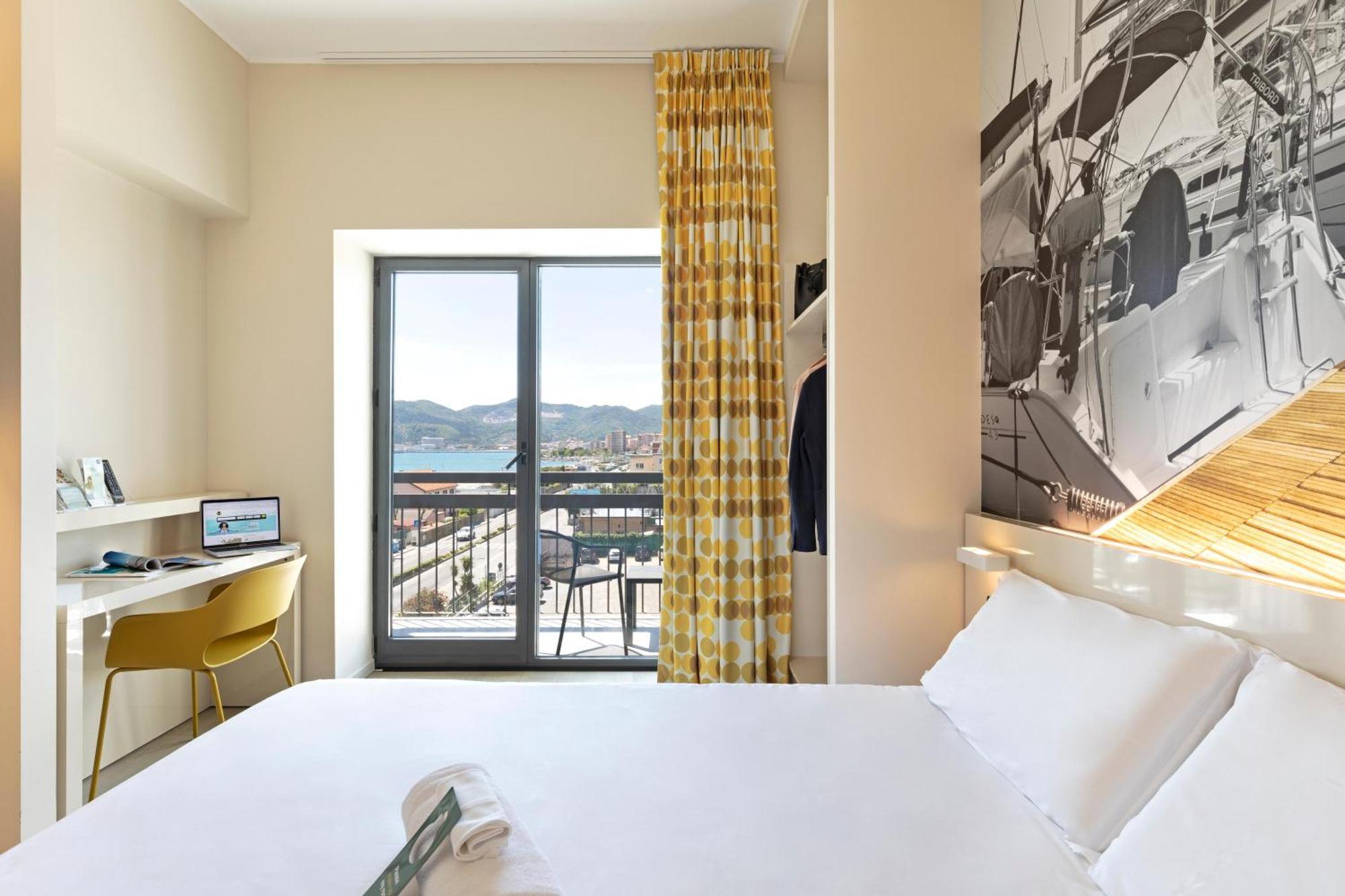 B&B Hotel Savona Eksteriør billede