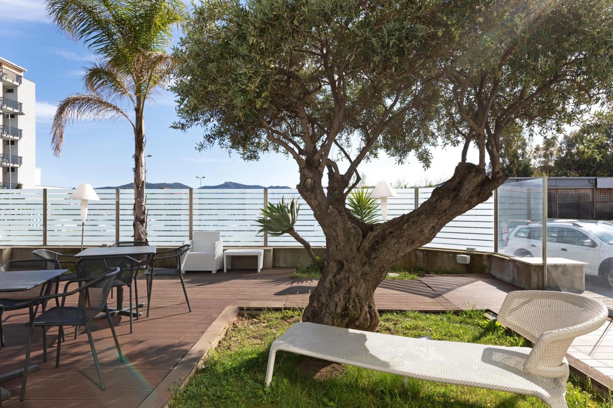 B&B Hotel Savona Eksteriør billede