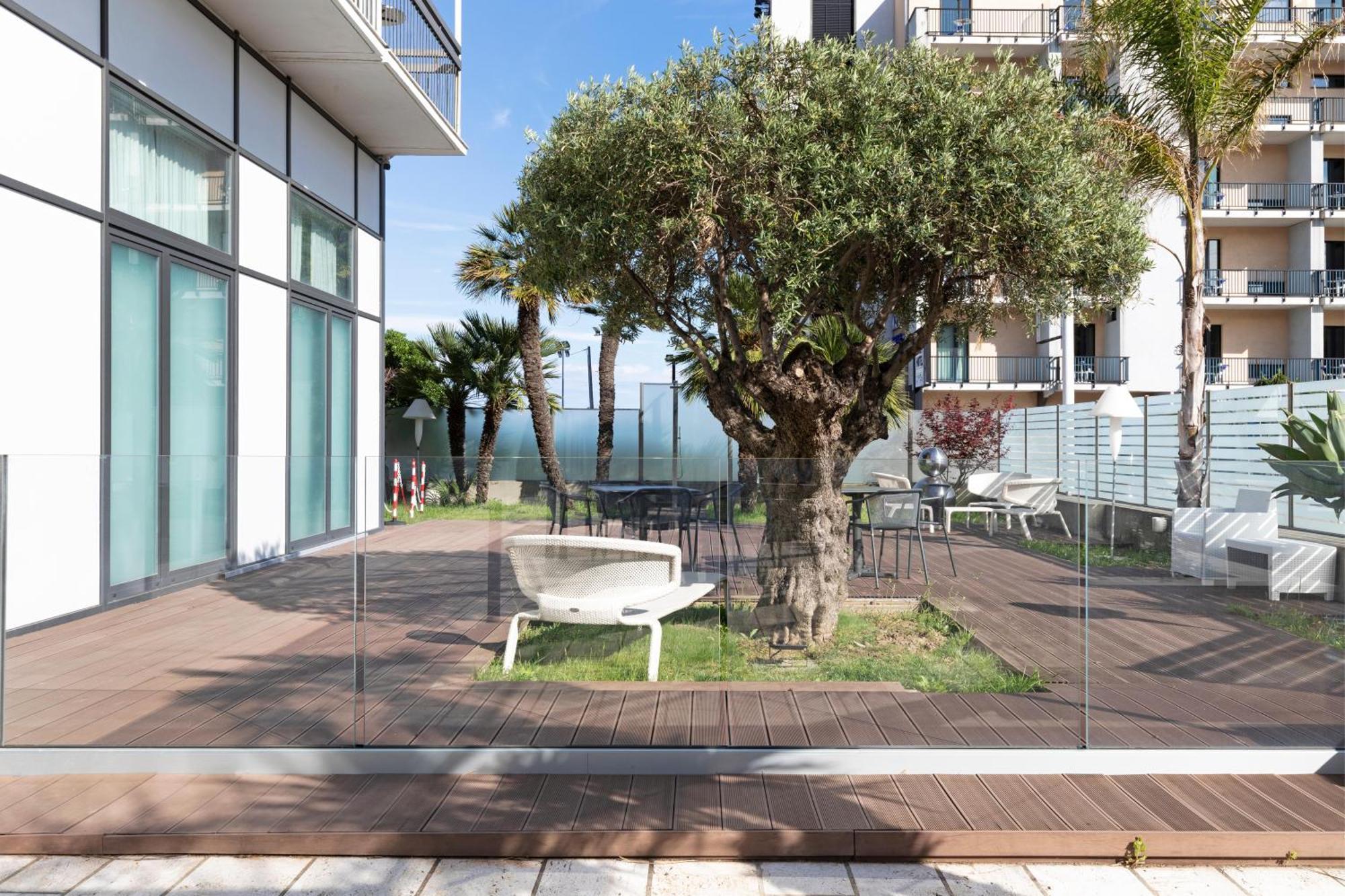 B&B Hotel Savona Eksteriør billede