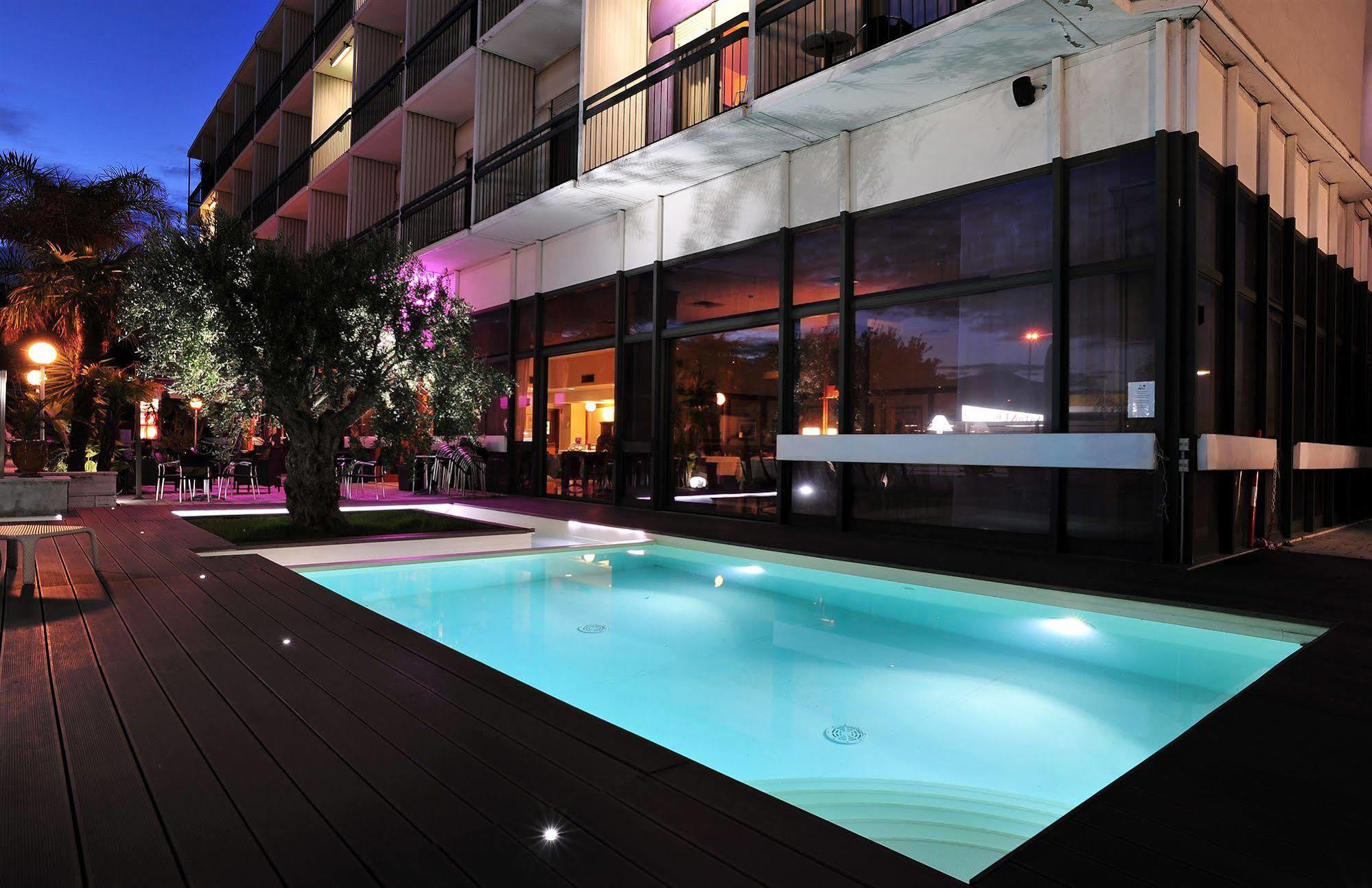 B&B Hotel Savona Eksteriør billede