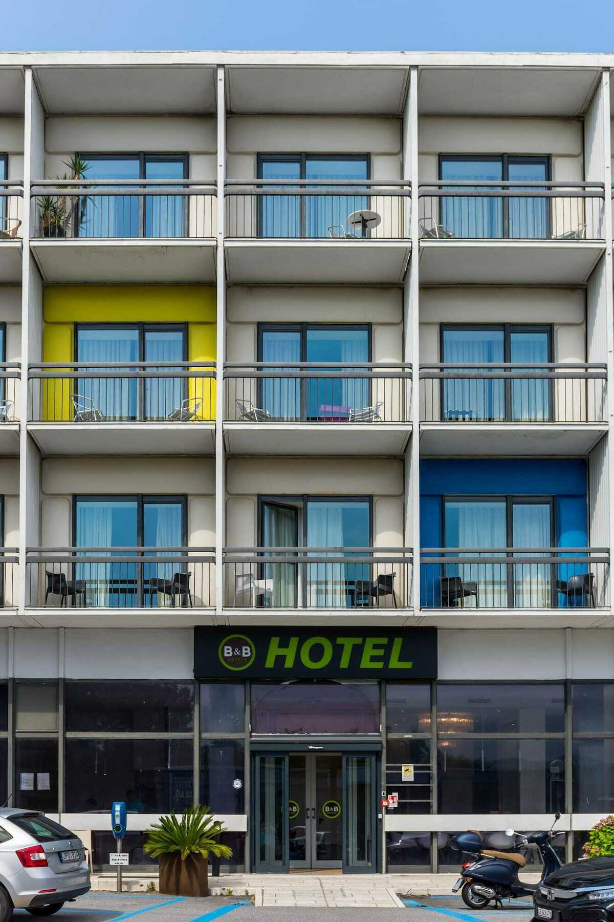 B&B Hotel Savona Eksteriør billede